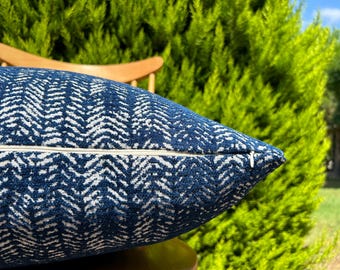 Navy Blue Chevron Pillow Cover, Textured Cotton Euro Sham 26x26, Navy Blue White Herringbone Cushion, Luxury Pillowcase for Living Room
