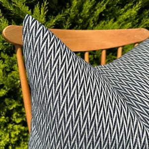 Black and White Chevron Pillow Cover, Herringbone Throw Pillow for Sofa, Modern Black Cushion, Cotton Lumbar Pillow, King Size Pillowcase