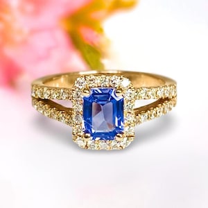 Anillo de compromiso de tanzanita natural en oro de 14 k / Anillo de diamante de tanzanita genuina de talla cojín / Piedra natal de diciembre / Regalo de regalo