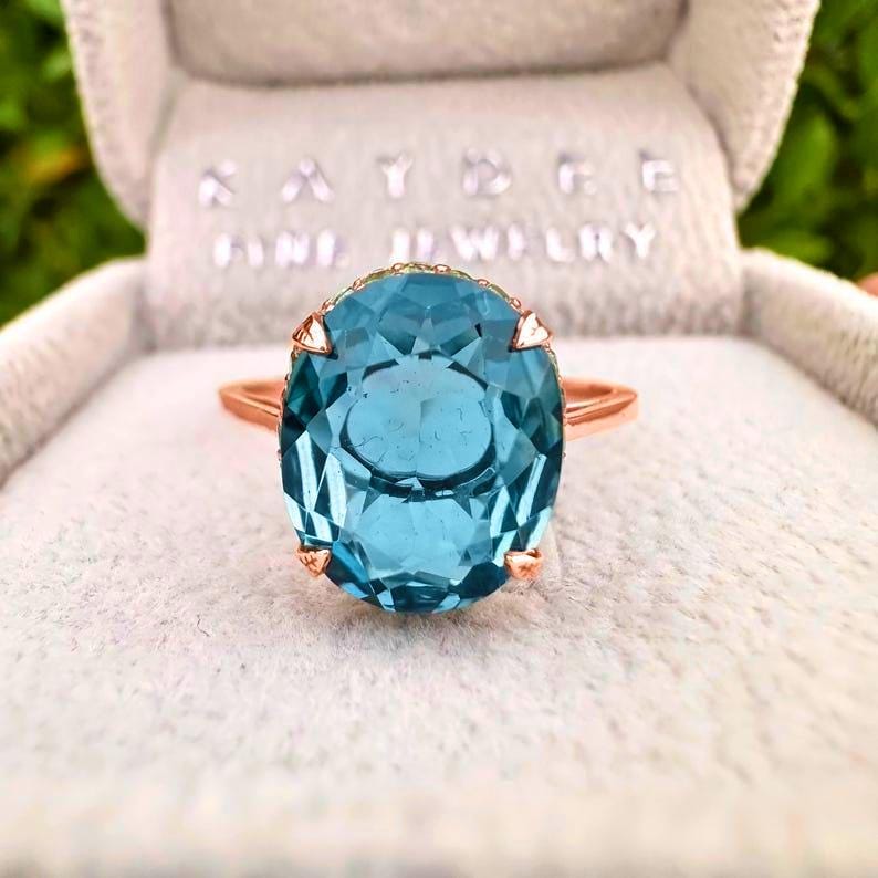 ロンドンブルートパーズリング 14Kゴールド オーバルカット