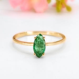 Dainty Emerald Ring, 14k Solid Gold Marquise Emerald Ring for Women, Simple May Birthstone Ring, Minimalist Emerald Ring, Gift for Mom