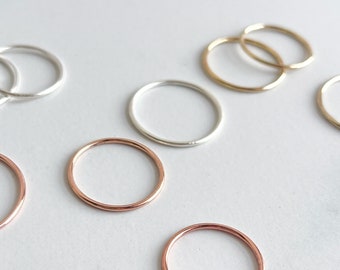 Simple Wire Ring Band