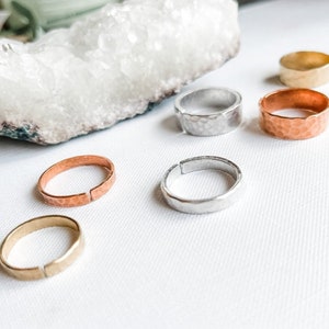 Plain Hammered Ring Band