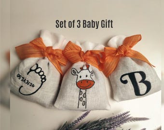 Giraffe Lavender Sachet – Personalized Baby Gift, Hand Drawn Nursery Decor, Newborn Keepsake, Linen Sachet