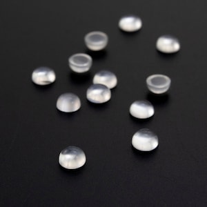 Kamienie kaboszonowe Okrągły Biały Kamień Księżycowy Naturalny Klasa AA - 3 mm, 4 mm, 5 mm, 6 mm, 8 mm, 10 mm