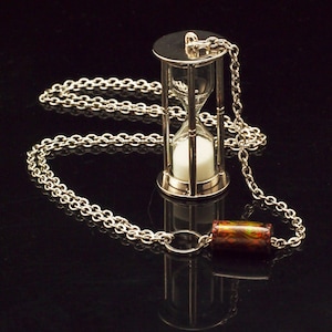 Time in a Bottle Necklace in Stainless Steel with Mood Bead