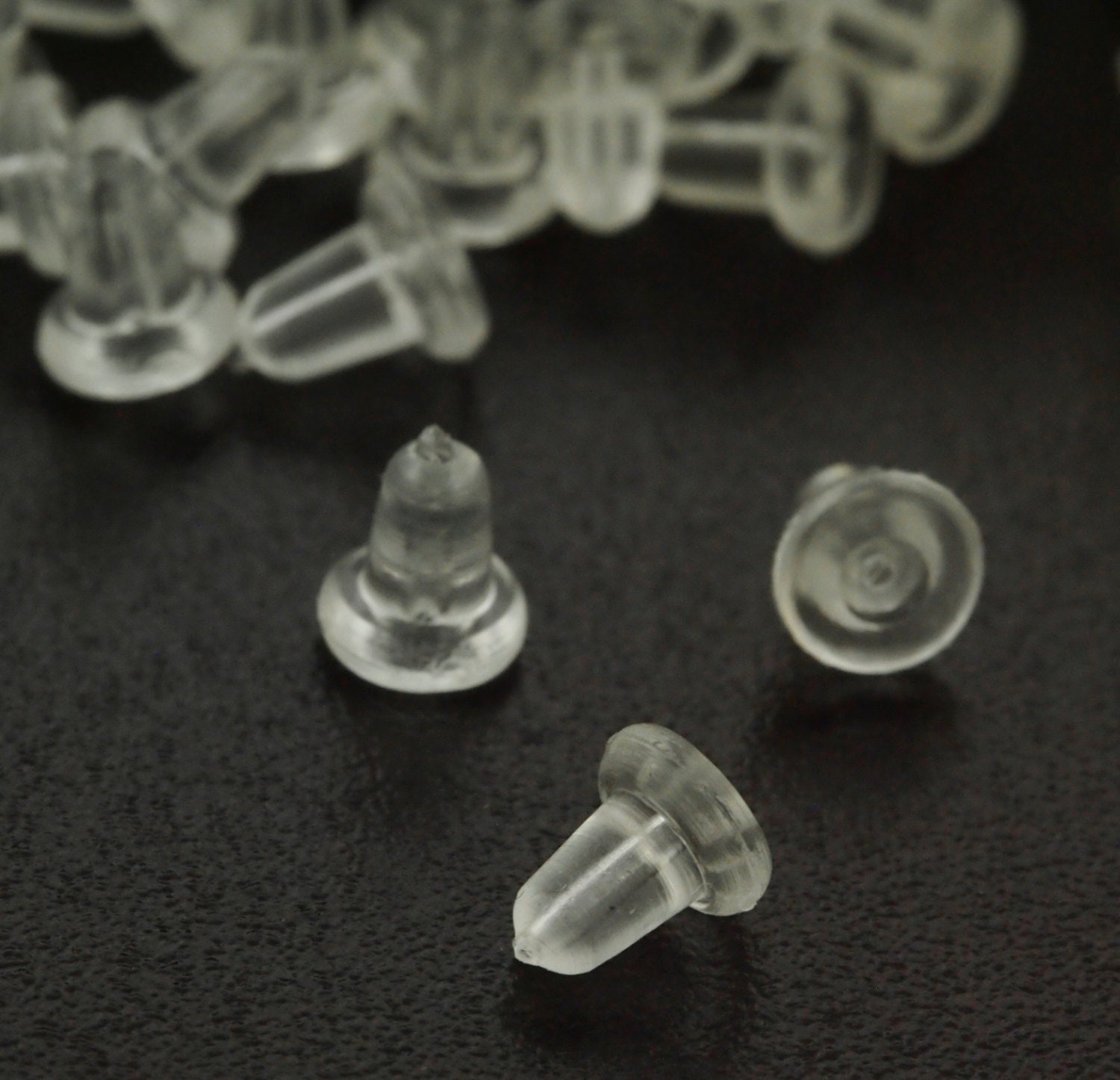 100pc Clear Silicone Plastic Comfort Clutch Earring Backs Earring Nuts 10mm  X 6mm Soft Plastic Earring Stoppers SF1537A 