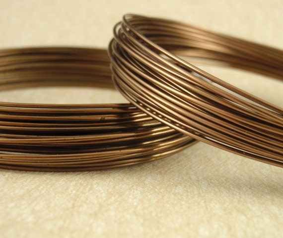 The Beadsmith Non-Tarnish Antique Brass Color Copper Craft Wire 26