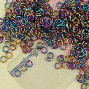 100 Custom Handmade Anodized Niobium Jump Rings in Your Pick of Color and Diameter 16, 18, 20, 22, 24 gauge