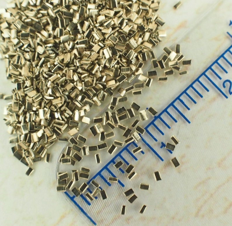 4 Grams Silver Solder Precut Chips – 2x2mm, Medium Density, 70% Silver, 1325°F Flow Point, For Jewelry Repair