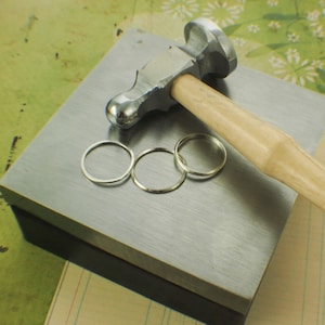 Bench Block - Our Pick for Beginners and Beyond - Wire Sample Included - Small 2.5 Inch or Large 4 Inch Square