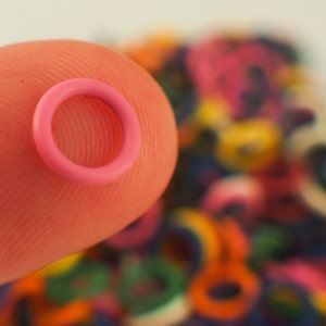 100 Silicone Rubber Jump Rings in 11 Colors 16 gauge 5mm ID 3/16 image 8