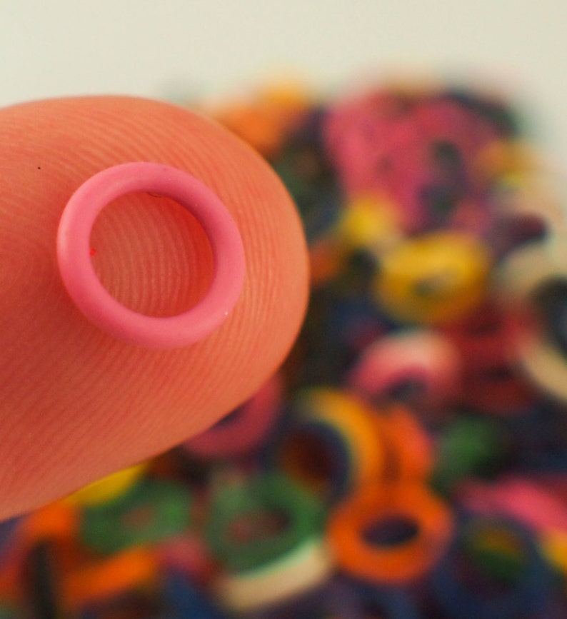 100 Silicone Rubber Jump Rings in 11 Colors 16 gauge 5mm ID 3/16 image 8