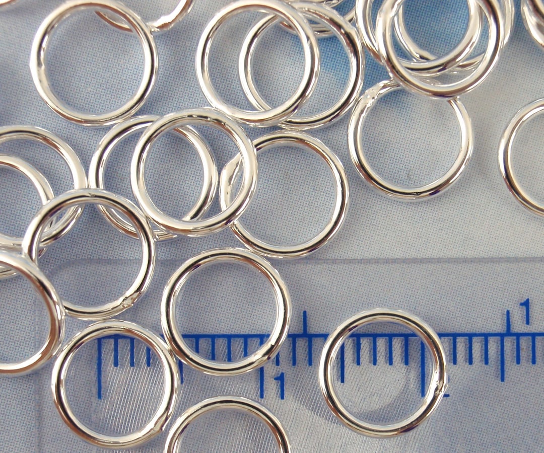 100 Soldered Closed Jump Rings 18 Gauge 8mm OD You Pick Gunmetal