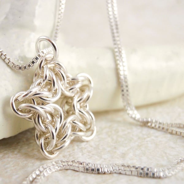 Anleitung Twinkle Twinkle Little Sterling Silver Stern-Anhänger, Kette, Ohrringe - Vielseitiges Schmuck Chainmaille PDF