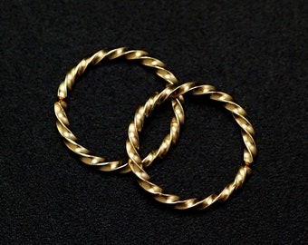 1 - Twisted Simple Hoop Earring - You Pick Gauge and Diameter - Argentium Sterling, 14kt Gold Fill, 14kt Rose Gold Fill