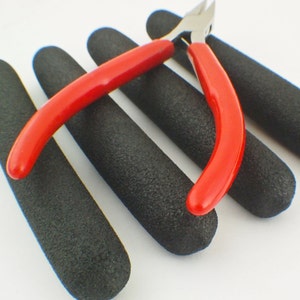 4 Deluxe Cushioned Plier Grips In 6 Sizes - Replacement or Improvement - These are the Best - Free Jump Rings Included - 100% Guarantee