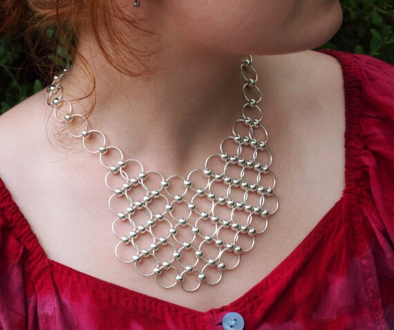 Beaded bib store necklace pattern