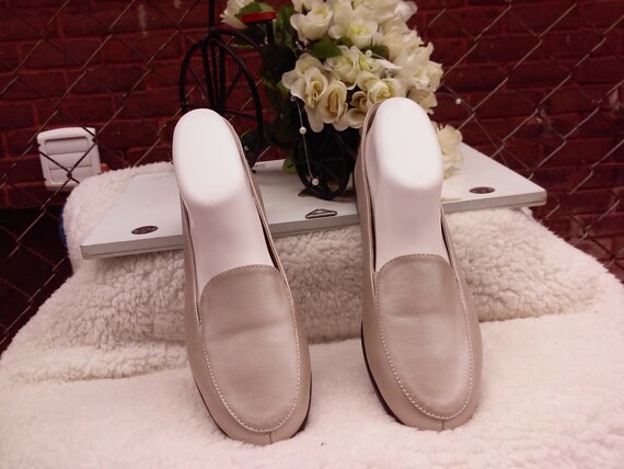Heavenly Comfort Flats Shoes 90s Vintage Golden Leather Etsy