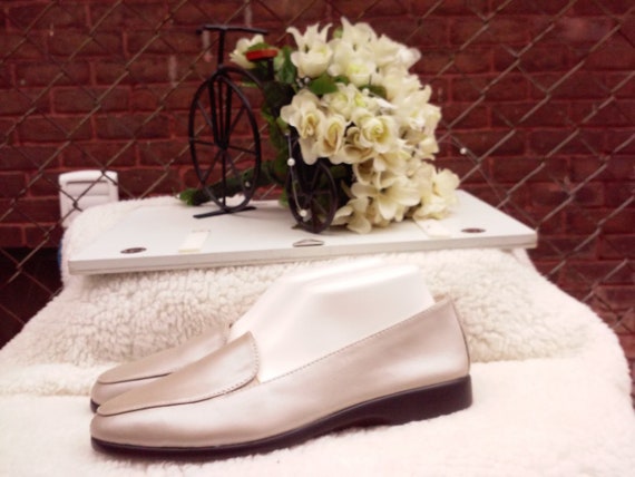 Heavenly Comfort Flats Shoes 90s Vintage Golden Leather Etsy
