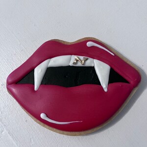 Halloween Vampire Lip Cookies 1 Dozen image 5