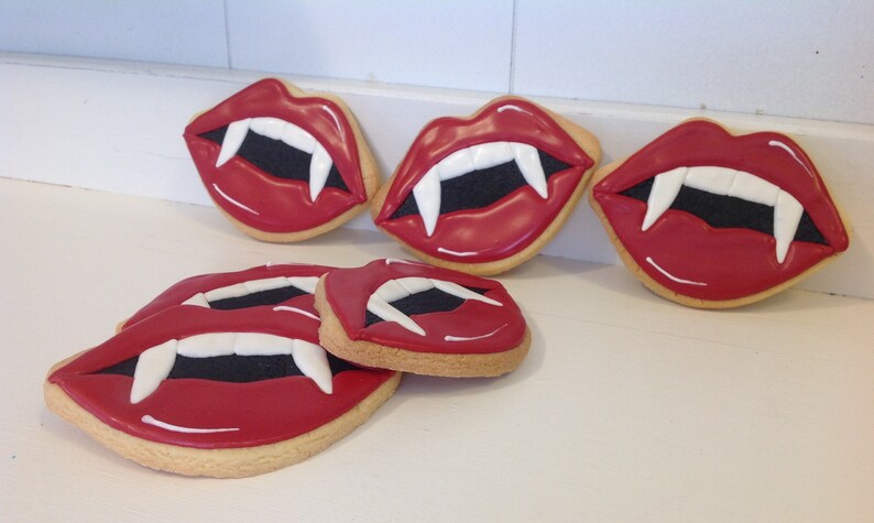 Halloween Vampire Lip Cookies 1 Dozen image 2