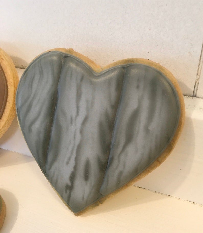 Wood Hearts Valentine Cookies 1 dozen image 6