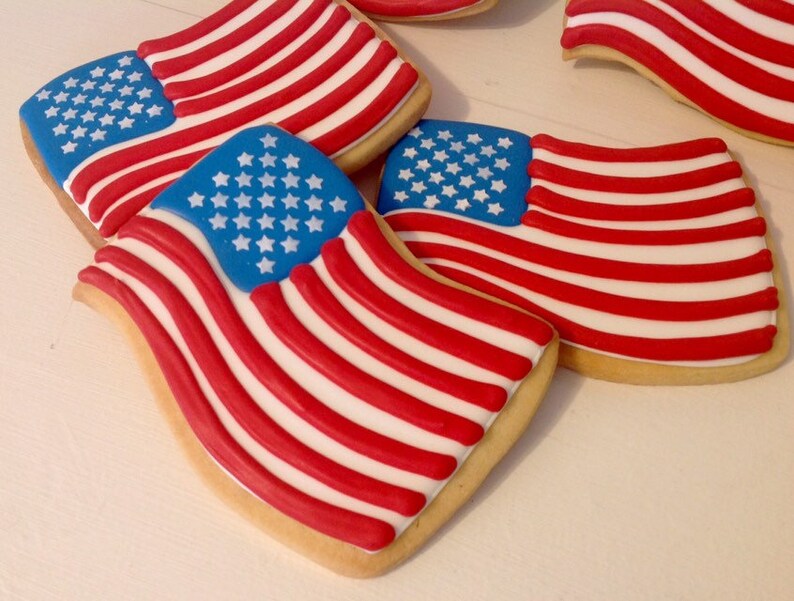 4th of July USA Flag Cookies 1 dozen image 3