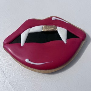 Halloween Vampire Lip Cookies 1 Dozen image 6