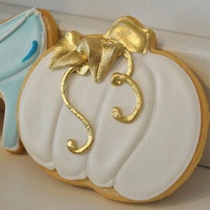 Cinderella Princess Theme Cookies 1 dozen image 4