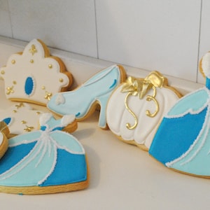 Cinderella Princess Theme Cookies 1 dozen image 1