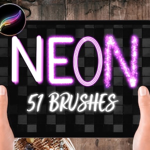 Pode incluir: Uma ilustração digital da palavra "NEON" em um estilo neon rosa com um efeito brilhante. O texto está sobre um fundo xadrez preto e branco. O texto "51 PINCÉIS" está abaixo da palavra "NEON".
