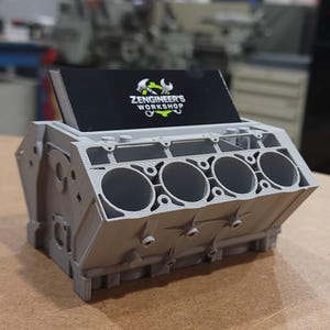 V8 Motor Visitenkartenhalter - Einzigartiges Werkstatt-Schreibtischzubehör für Mechaniker & Werkstätten