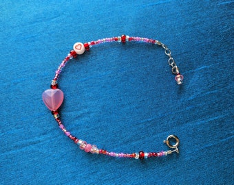 PRICE DROP: 1 Handmade Adjustable Seed Heart Glass Beaded Bracelet
