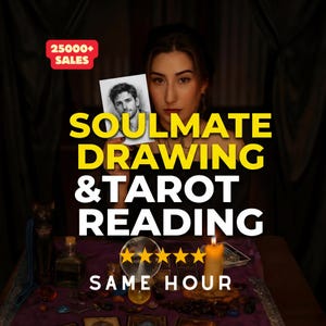 Op de afbeelding: Afbeelding die soulmate-tekeningen en tarotreading promoot. De tekst "SOULMATE DRAWING & TAROT READING" staat in grote gele letters. Een vrouw houdt een tekening van een man vast. De afbeelding bevat ook een kaars, een kristallen bol en de tekst "SAME HOUR."