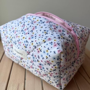 Floral Quilted Makeup Bag, Handmade Cosmetic Pouch, Travel Toiletry Bag, Gift Idea, Soft Quilted Cosmetic Bag
