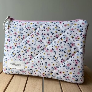 Flat floral quilted cosmetic bag, Cute cosmetic bag, Aesthetic zipper pouch, Cosmetic Organizer, Quilted Cosmetics Bag