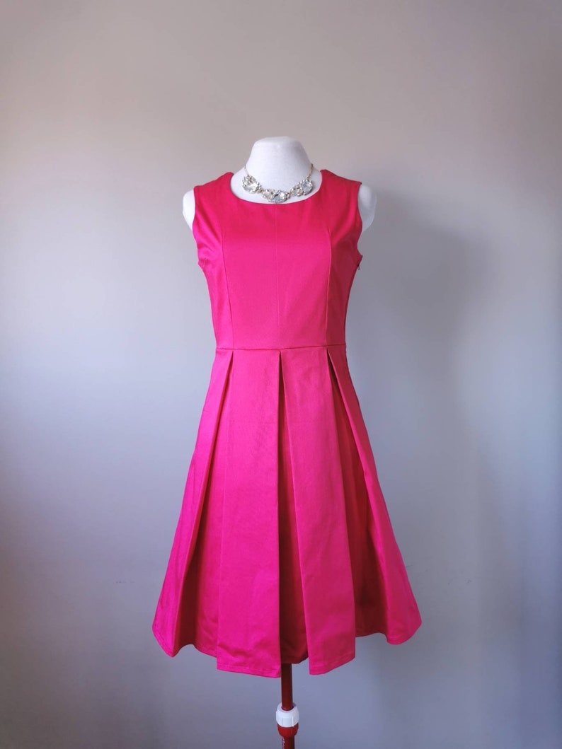 Pretty in Pink Bow Back Pleated Dress - Hot Pink Dress, Fit and Flare Dress, Slow Fashion, One of a Kind Handmade Dress in Size Medium bild 6
