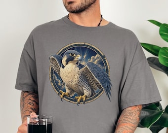 Peregrine Falcon T-Shirt, Vintage Wildlife Graphic Tee, Bird of Prey Nature Gift