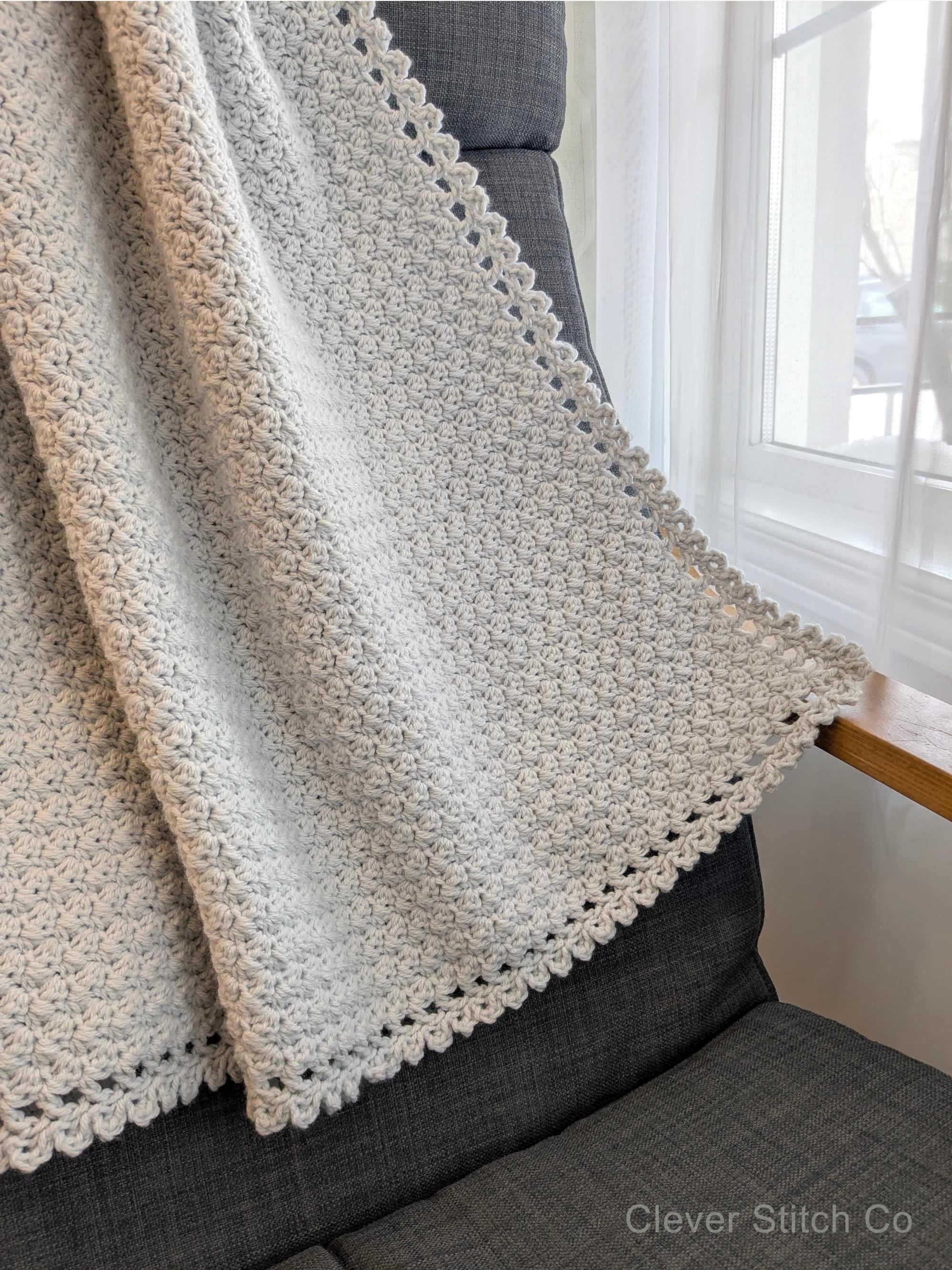 39 Crochet Borders with Lace, Scallops, Frames, and Table Runners 16 Crochet Baby Blanket