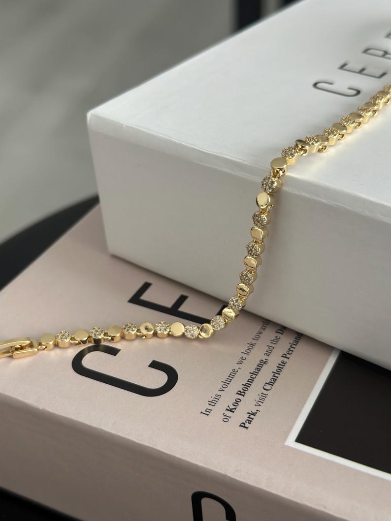 Dainty Gold Chain Bracelet with Zircon Stones, Minimalist Everyday Jewelry image 3