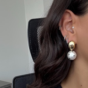 Two-Tone Gold and Silver Dangle Earrings: Modern Statement Jewelry