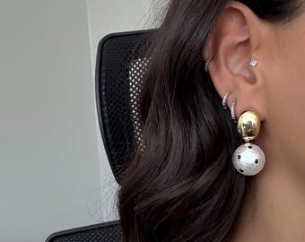 Two-Tone Gold and Silver Dangle Earrings: Modern Statement Jewelry