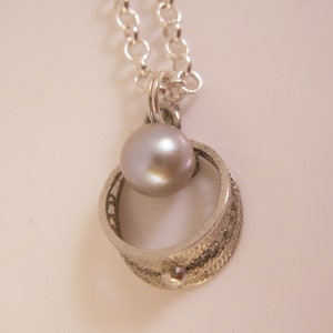 Vintage SORRENTO Genuine Cultured Gray Pearl Sterling Silver Pendant & 20&quot; Silver Plated Chain Necklace Vintage Jewelry Gifts for Her