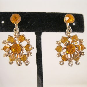 Vintage 1950&#39;s Bling Glitz Gold Yellow Rhinestone Drop Dangle Screw Back Earrings Vintage Jewelry Vintage Earrings Gifts for Women
