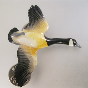 Vintage Canada Goose Porcelain and Pewter Brooch Pin 1988 GG Harris Vintage Jewelry Vintage Brooch Gifts for Her Gifts for Him Gifts for Mom
