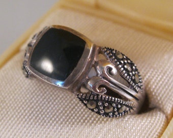 Art Deco Style Ross Simons Black Onyx & Marcasite Sterling Silver Ring Size 7 Vintage Jewelry Vintage Ring Vintage Jewelry Gifts for Her