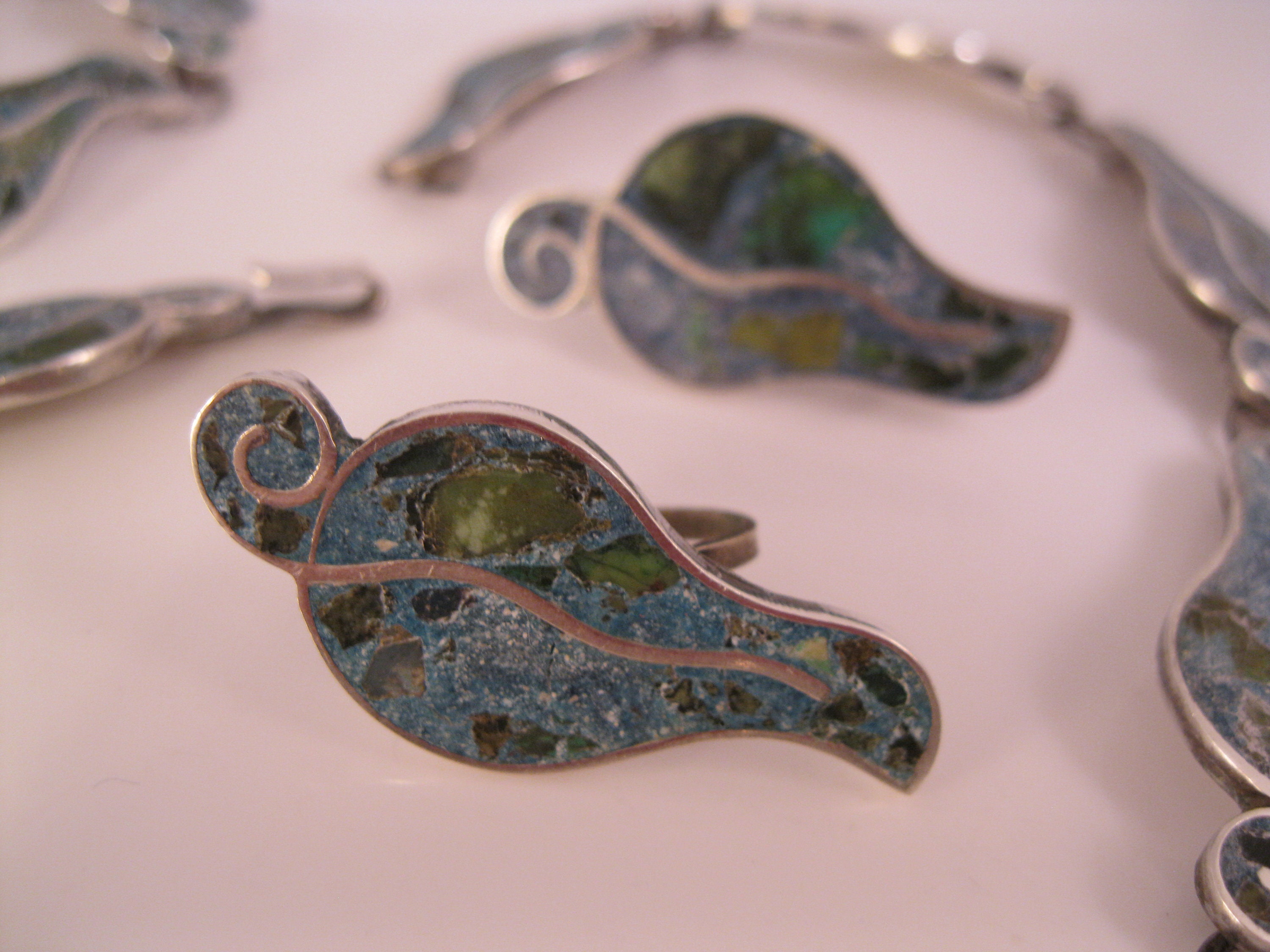 1940's Taxco Mexico Crushed Stone Turquoise Azurite Inlay 1940's Taxco Mexico Crushed Stone Turquoise Azurite Inlay