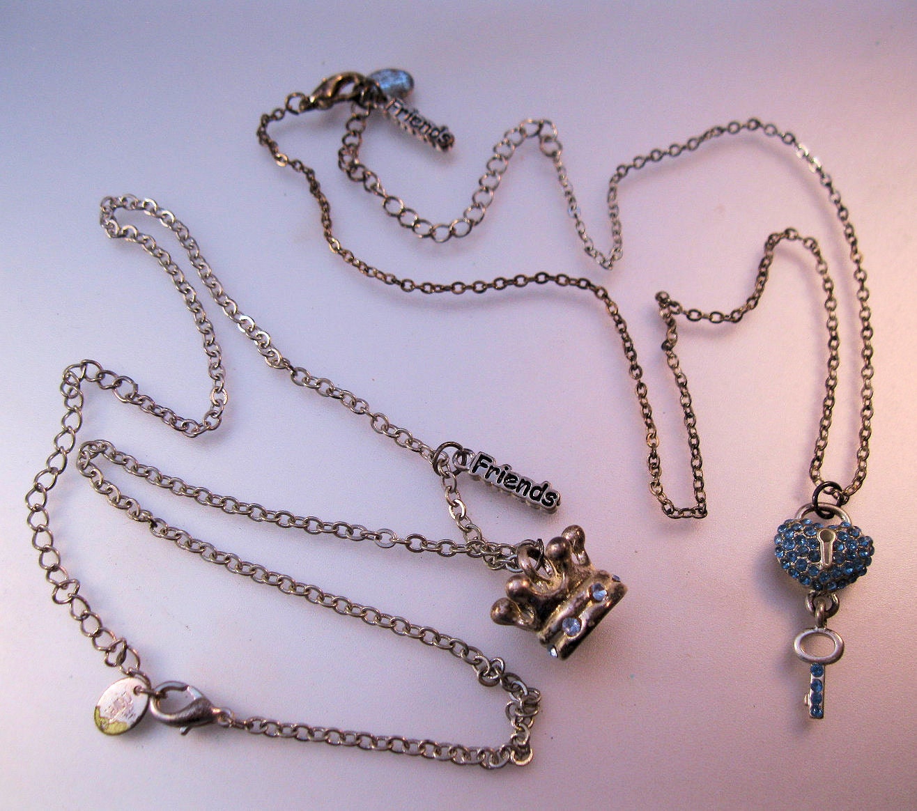 CLAIRE'S Friends 2 Corona Cerradura - Etsy España