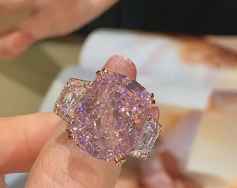 Strahlend geschnittener rosa Verlobungsring mit drei Steinen, simulierter Diamant im strahlenden Schnitt, Sterlingsilber 925 Klassischer Zeitloser Versprechen Ehering